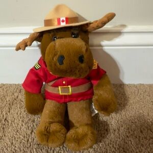 Stuffed Animal House RCMP/GRC “Sergeant Bullmoose” Stuffed Plush Canada Police